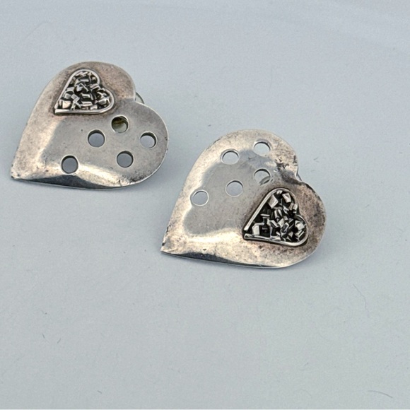 Vintage TAXCO Mexico 925 Sterling Silver heart shaped post earrings - Picture 6 of 10
